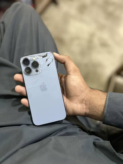 Apple iPhone 13 Pro