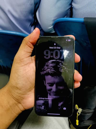 Apple iPhone 13