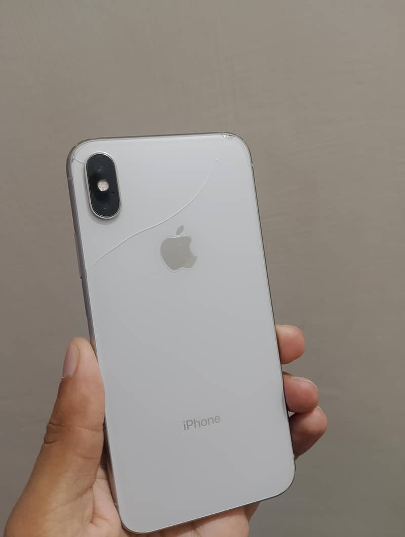 Apple iPhone X 3