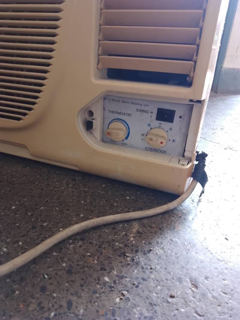 used window ac 2