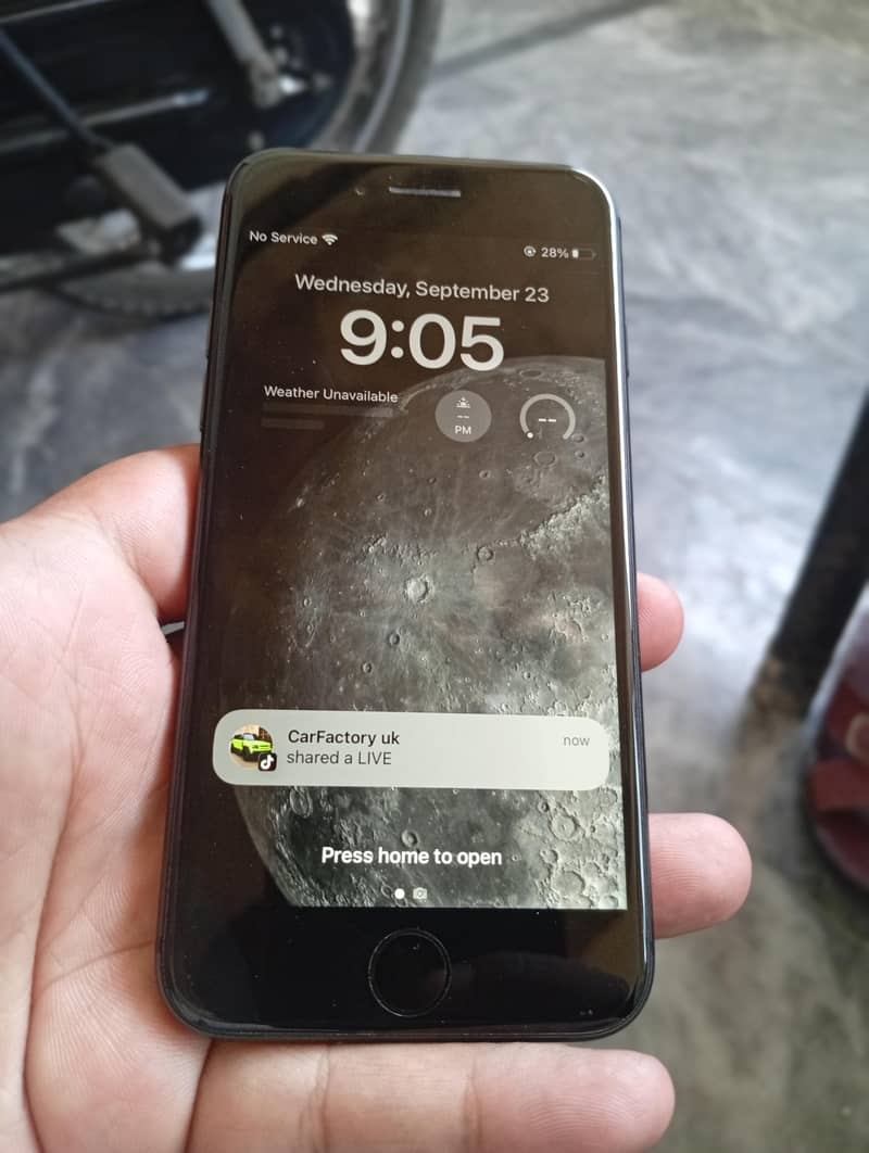 Apple iPhone 8 4