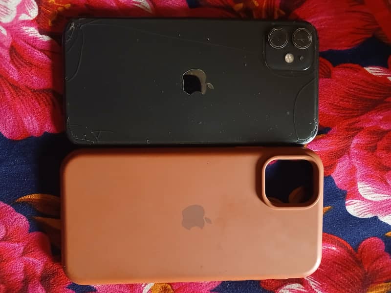 Apple iPhone 11 3