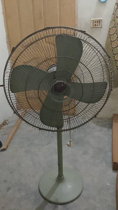pedestal Fan