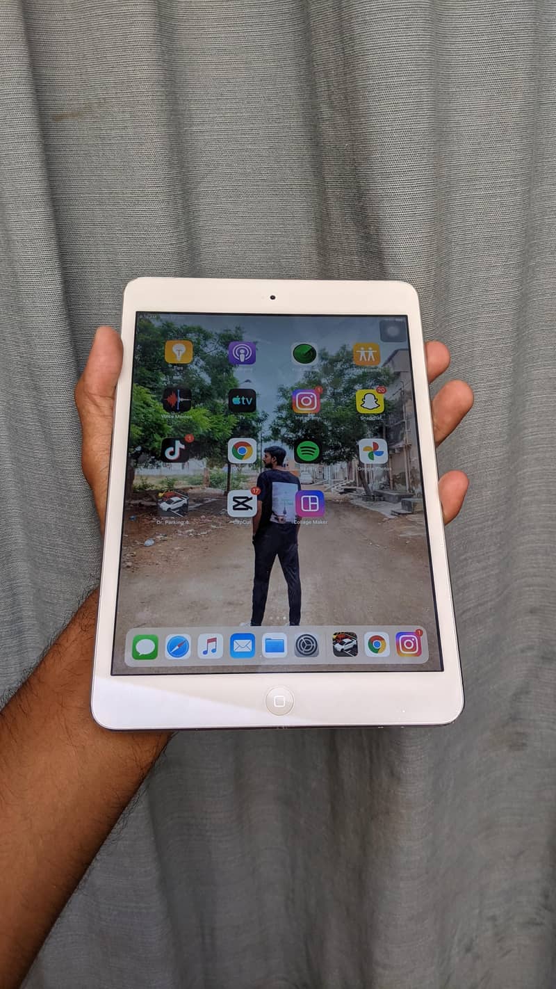 ipad mini 2. . . . . . (16 Gb) 4