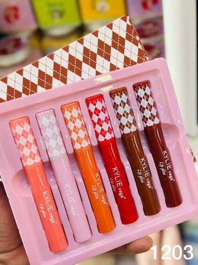 lip glose