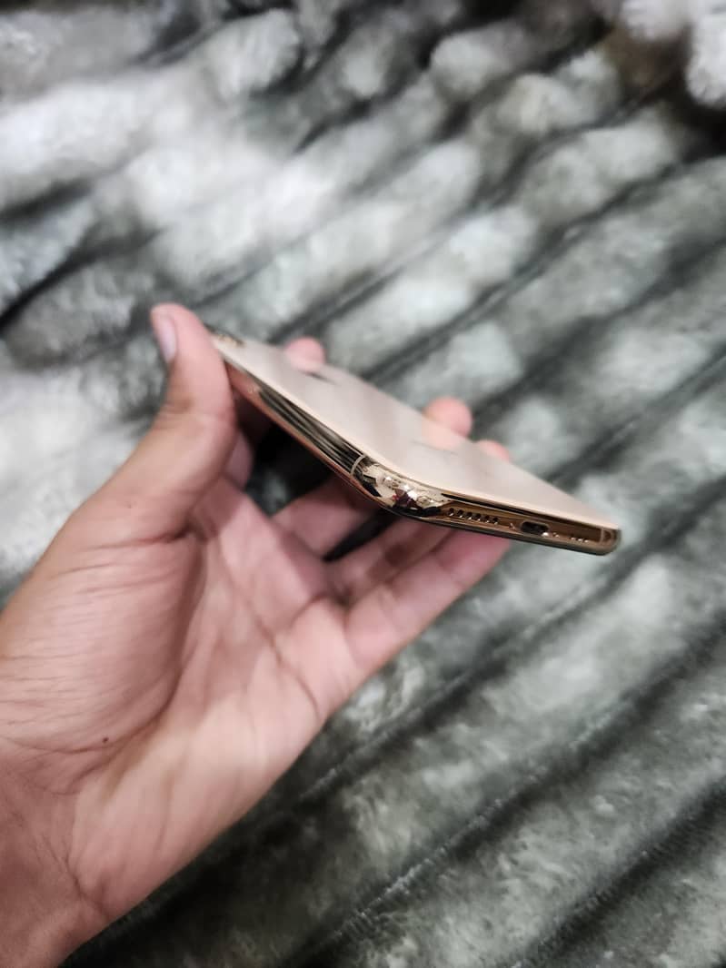 Apple iPhone XS mdm 1