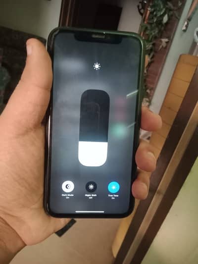 Apple iPhone XR