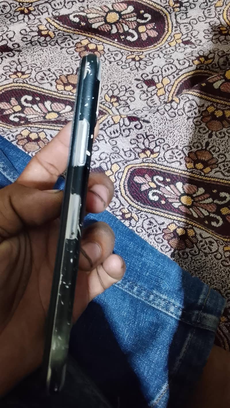 Apple iPhone X 2