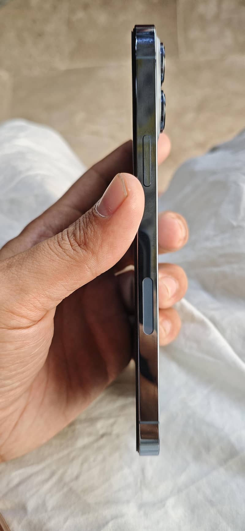 Apple iPhone 13 Pro Max 4