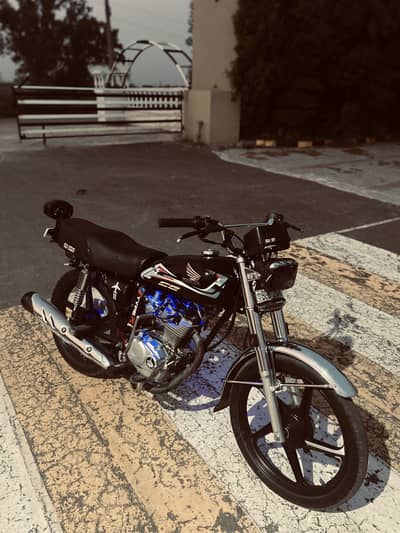 HONDA cg 125 red 24