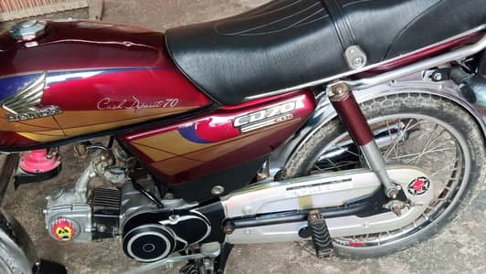 Honda Bike 70 CD for sale model 2004 only WhatsApp,(03220429536)