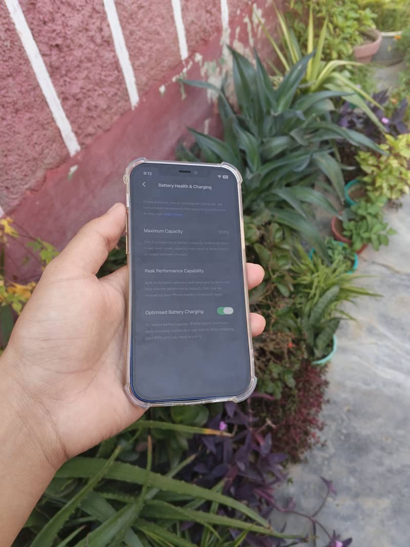 Apple iPhone 12 9