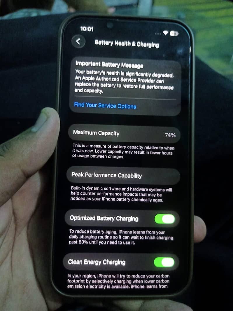 Apple iPhone 13 0