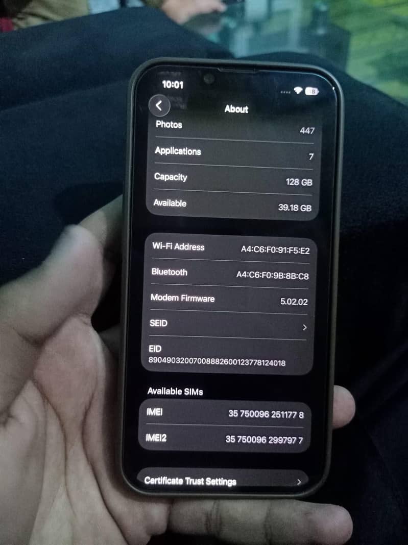 Apple iPhone 13 2