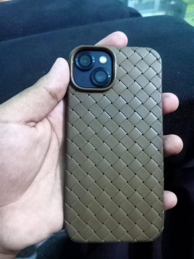 Apple iPhone 13 6