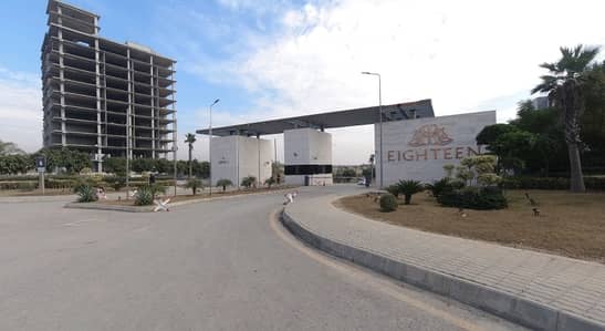 2 Kanal House In Stunning Eighteen Is Available For sale
