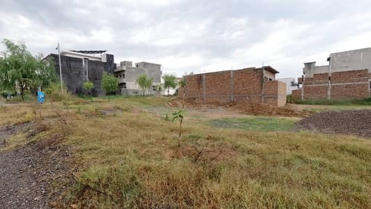 Airport Green Garden - Block A Residential Plot For sale Sized 10 Marla