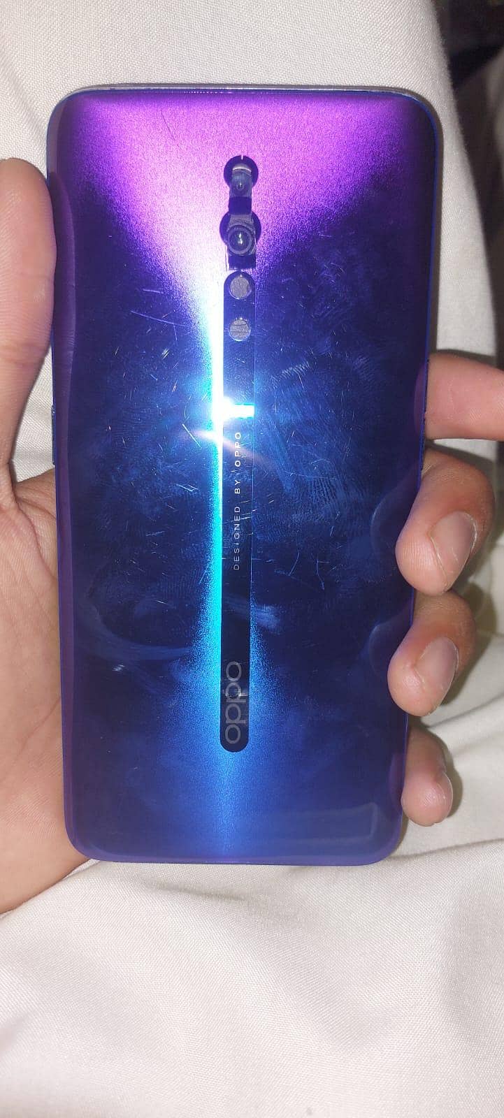 OPPO Reno 3