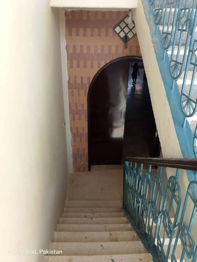 Furnished Home with 2 rented shops and 1 THIYA.