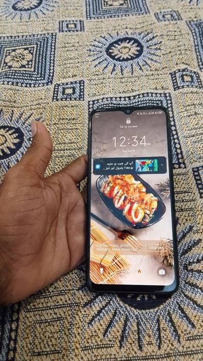 Infinix hot 30i 8gb ram 128gb ROM only outer glass cracked