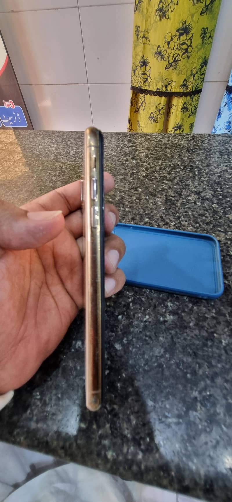 Apple iPhone XS 1