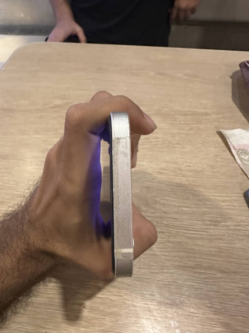 Apple iPhone 12 2