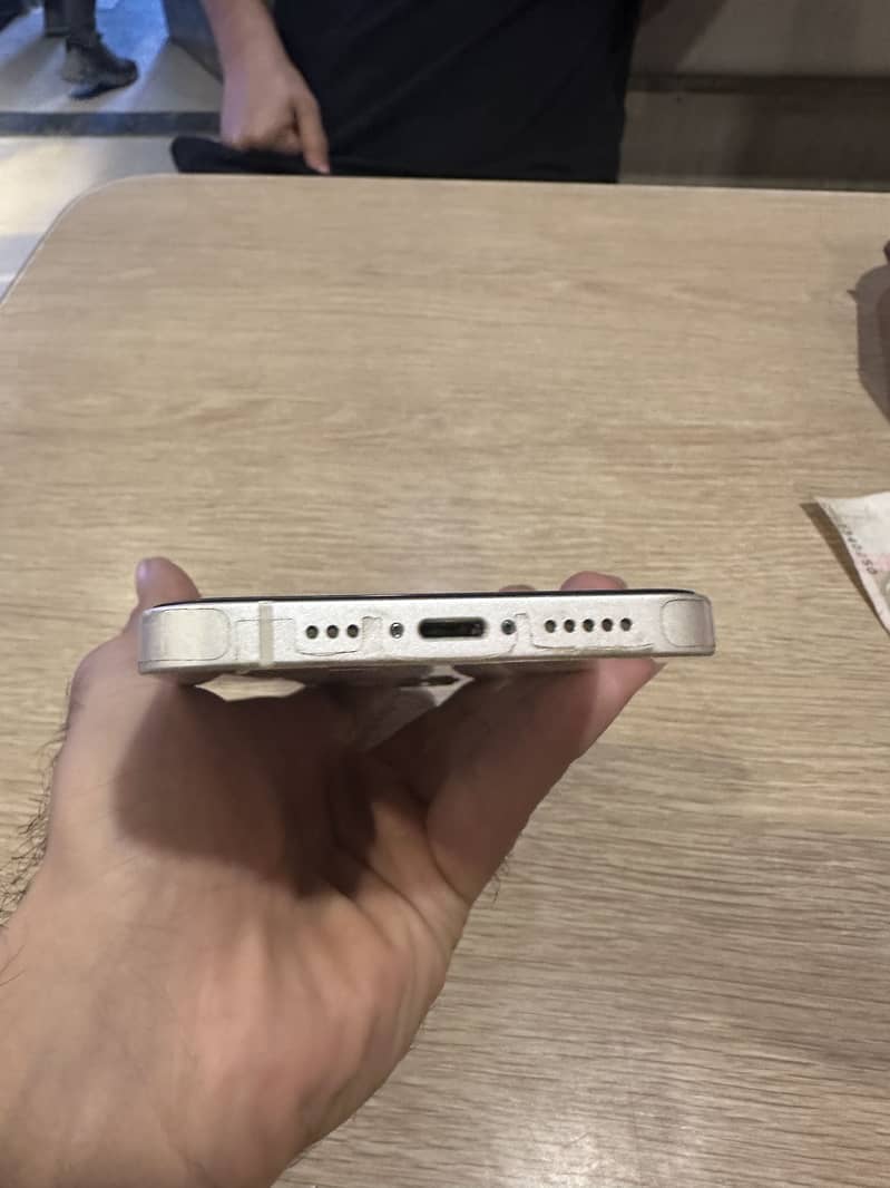 Apple iPhone 12 5