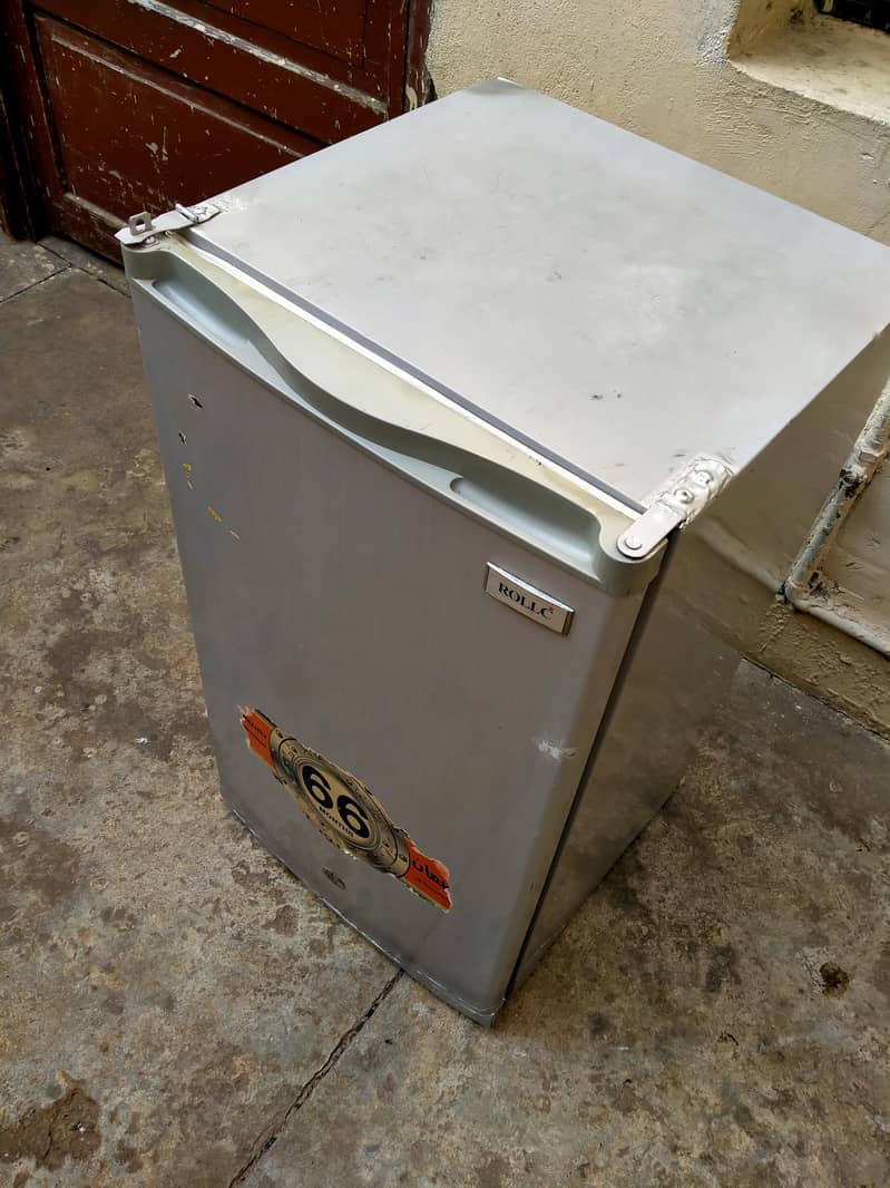Room size mini fridge 1