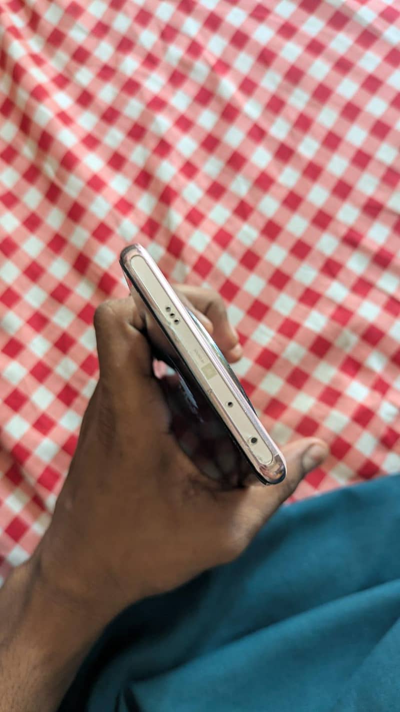 Infinix Zero 40 1