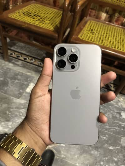 Apple iPhone 15 Pro Max