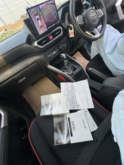 Toyota Raize Z package fully loaded 360 camera 4 grade auction sheet