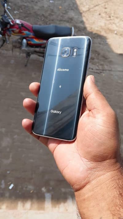 Samsung Mobile S7 Edge