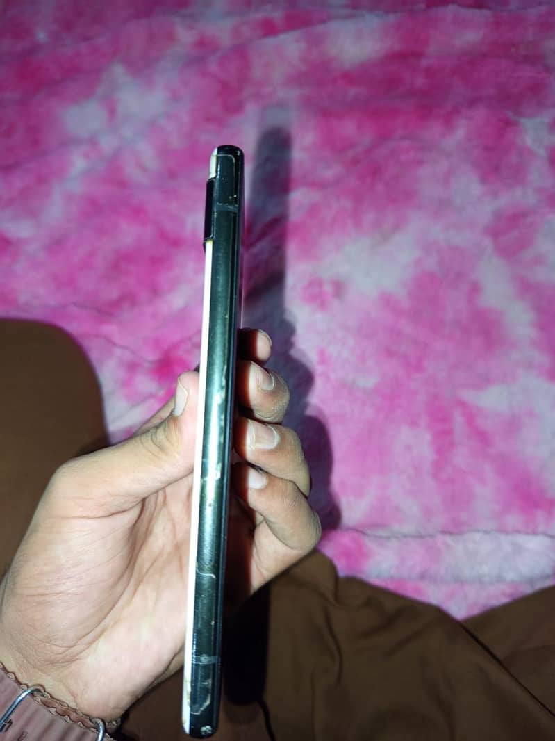 Google Pixel 6a 4