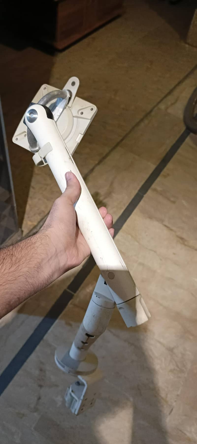 led arm 2