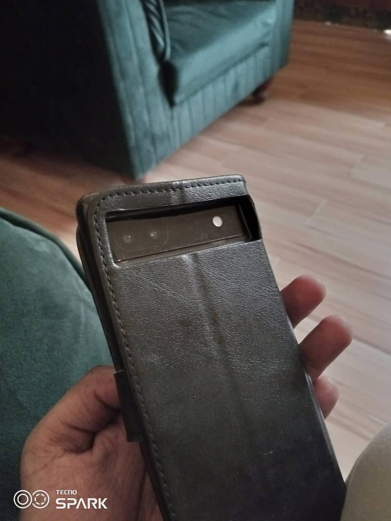 Google Pixel 6a 5