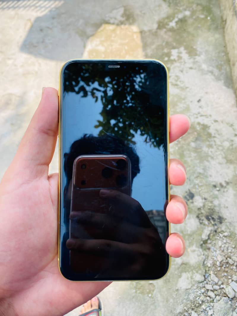 Apple iPhone 11 5