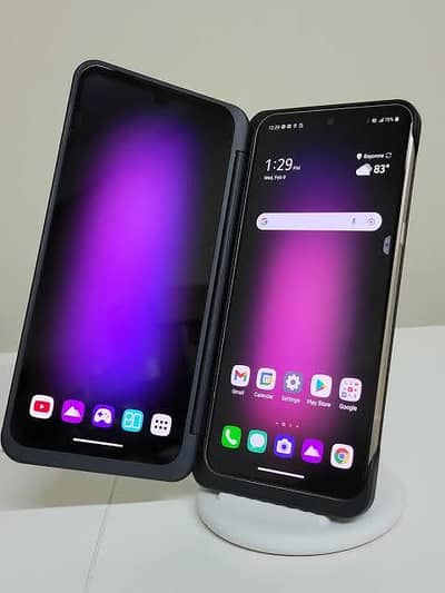 LG V60 ThinQ 5G dual screen