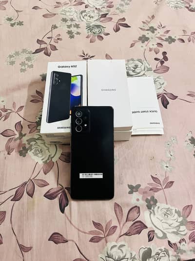 Samsung Mobile A52 8/128 with complete accosseriese
