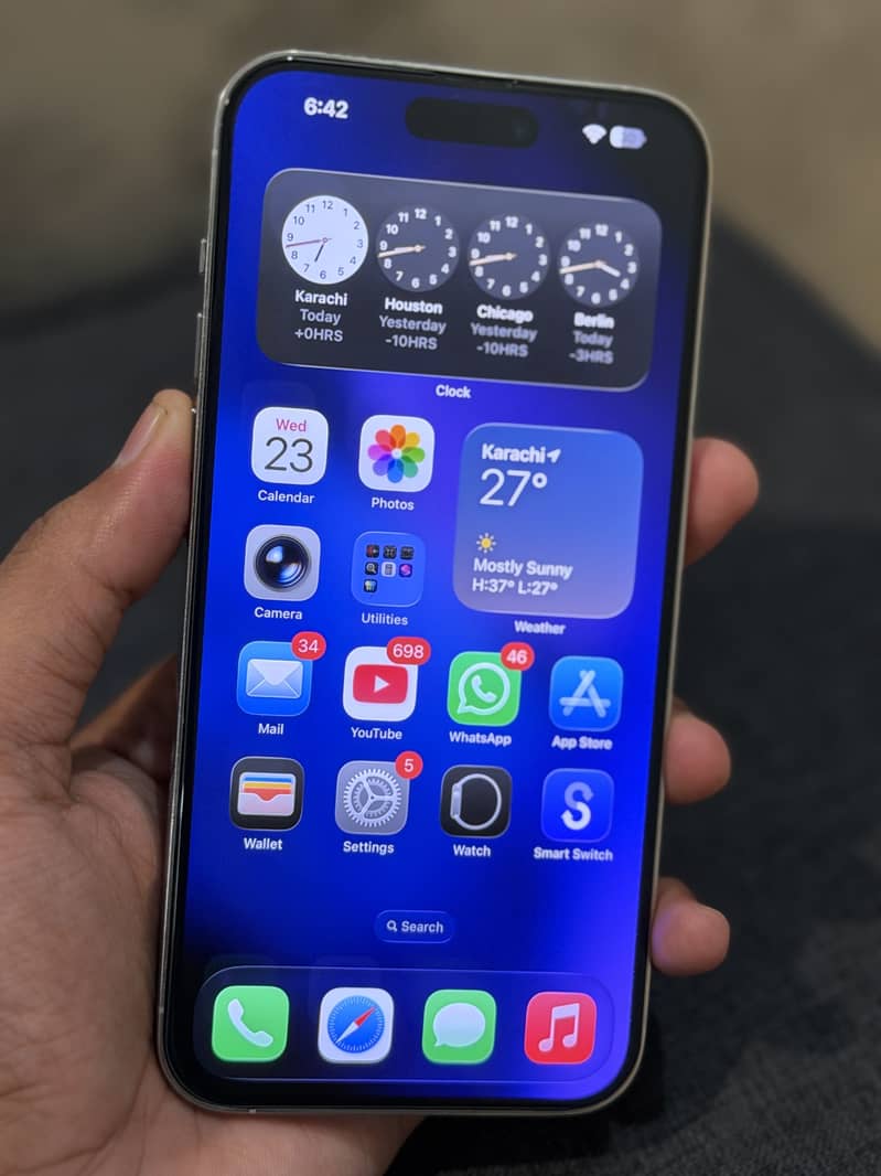 Apple iPhone 14 Pro Max 1