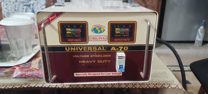 Universal A-70 Stabilizer 7000W | 9/10 Condition | 100% Working