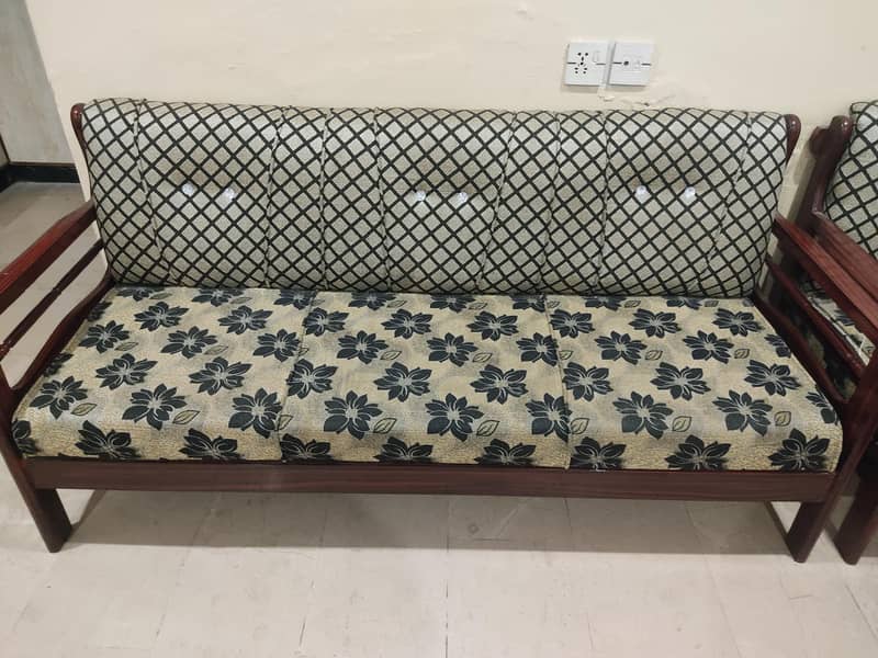 5 Seater Sofa 1