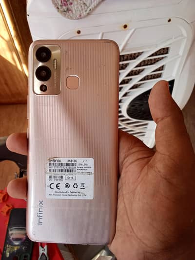 Infinix Hot 12 Play 4gb 64 only set hai
