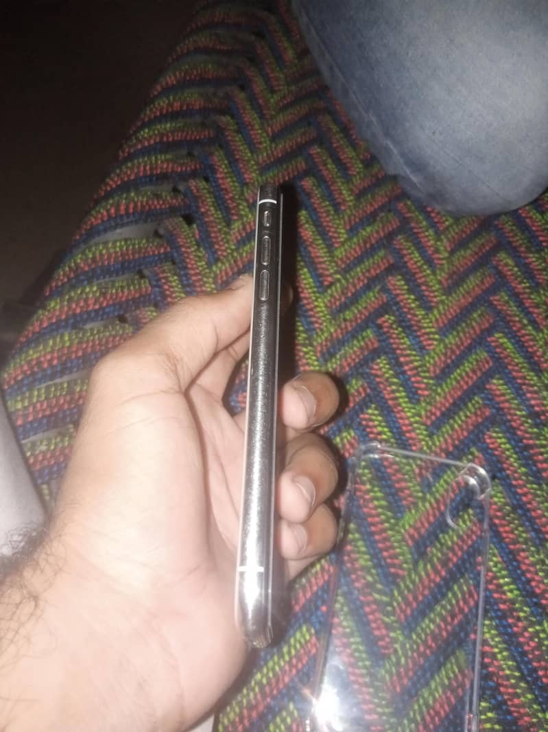 Apple iPhone X 1