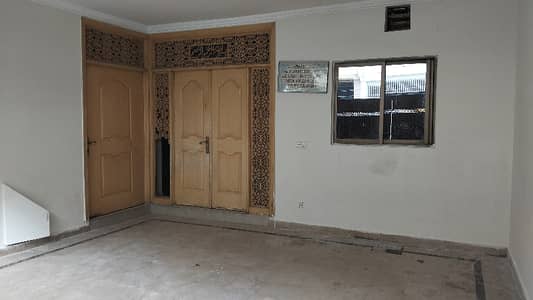 8 Marla Double Storey Double Unit House