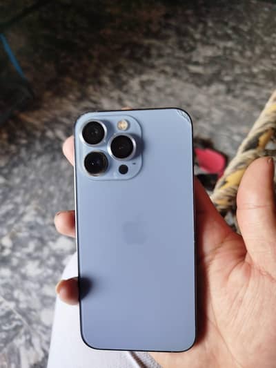 Apple iPhone 13 Pro