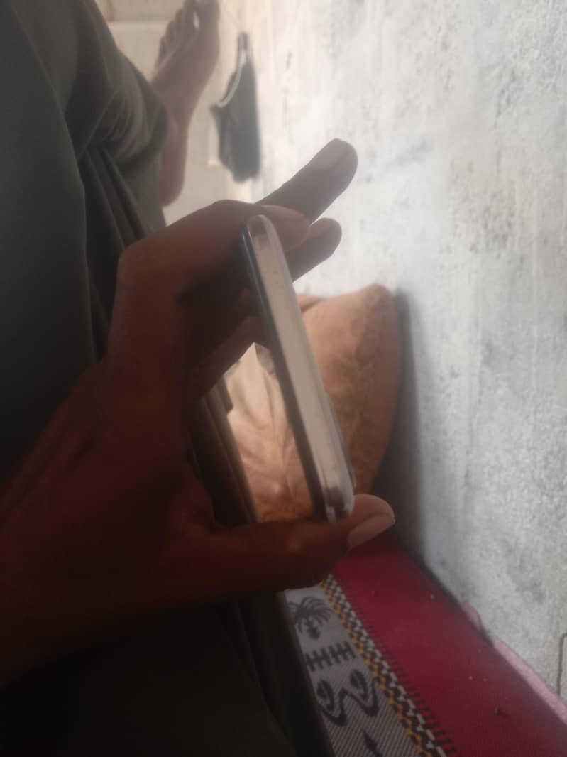 Tecno Camon 18 5
