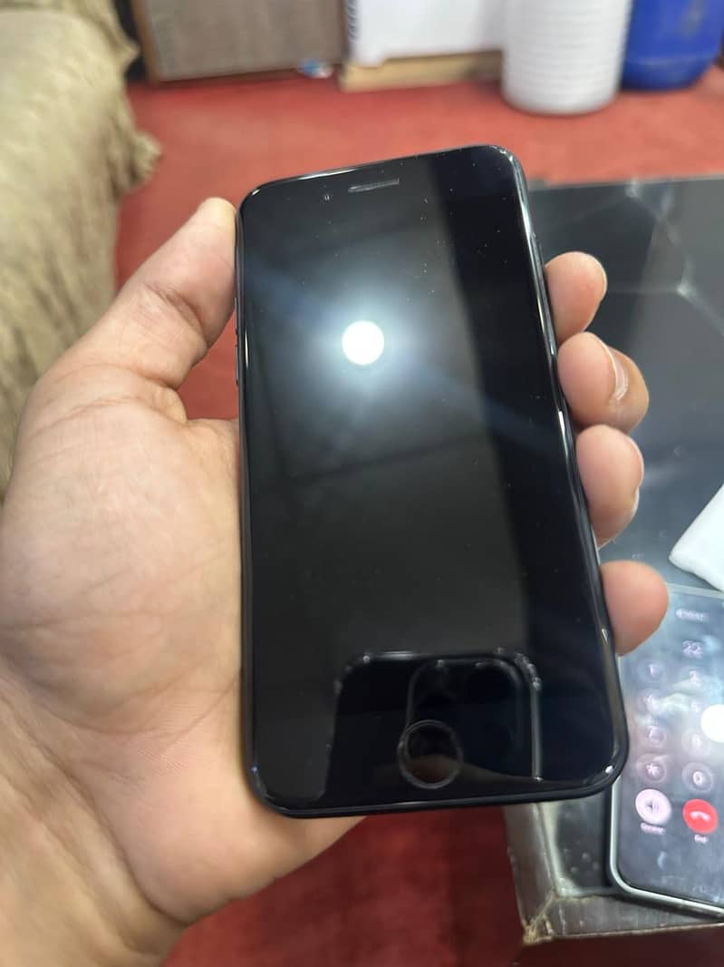 Apple iPhone SE 1