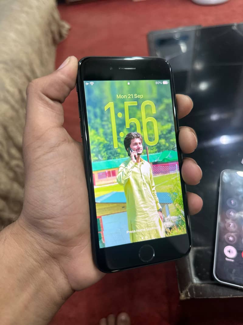 Apple iPhone SE 2