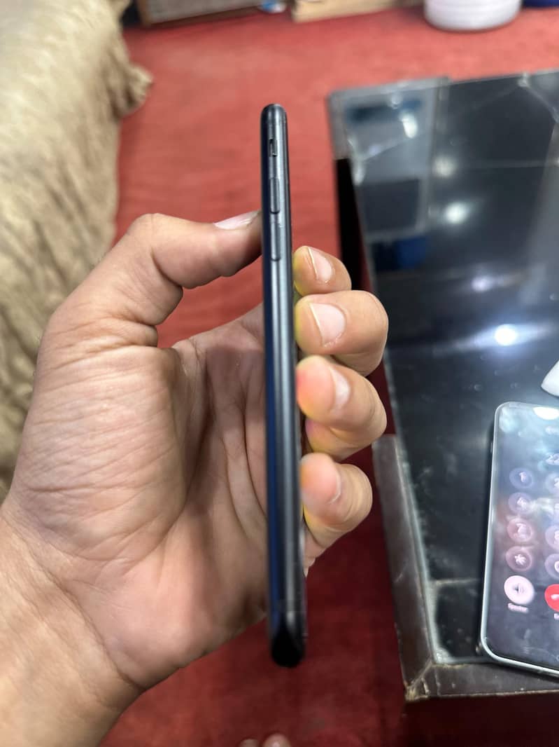 Apple iPhone SE 5
