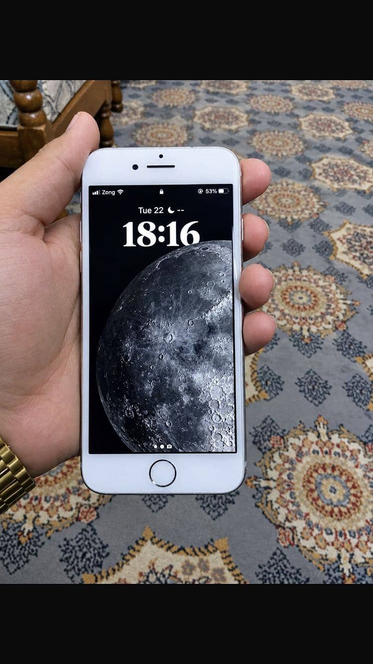 Apple iPhone 8 2